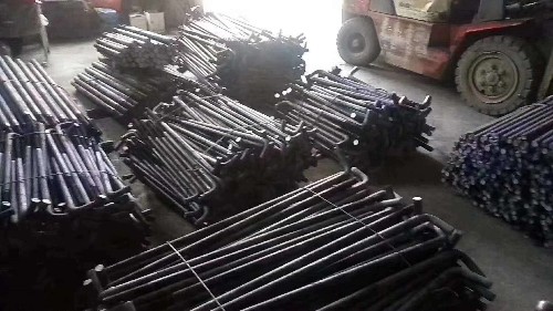 地腳螺栓規(guī)格型號(hào)是怎么打上去的？