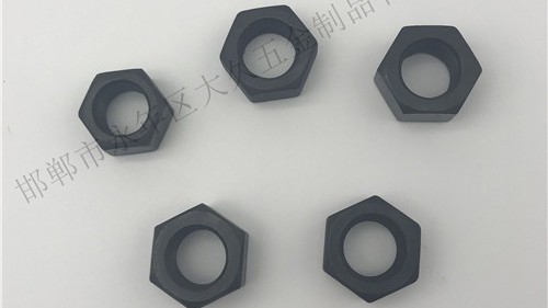 六角螺母太緊怎么擰開？